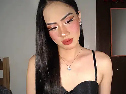 im ur wife69 online show from March 13, 7:03 am