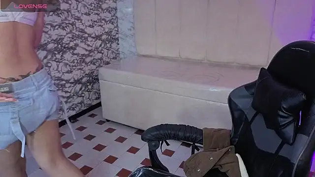 Evy Luxx v online show from February 6, 7:03 am