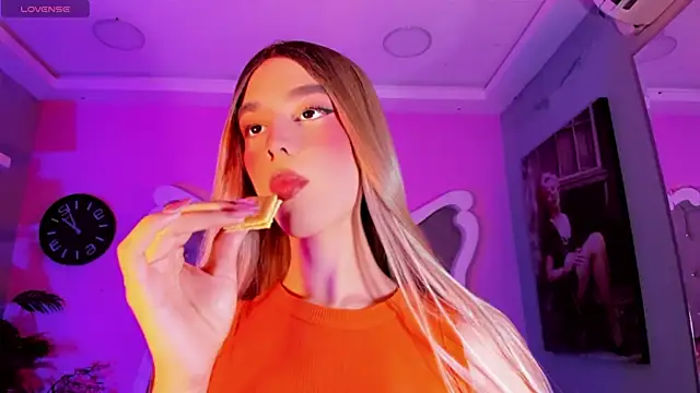 LeslieAmor1 online show from November 30, 4:48 am