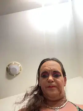 tsashelayamylynzy online show from May 5, 3:56 am