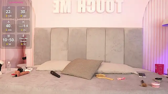 Dana joness online show from March 19, 1:16 am