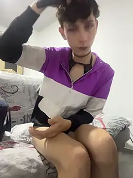 Nicole  7u7 online show from January 7, 2:37 am