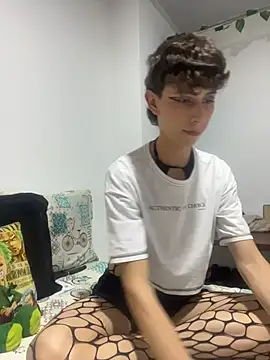 Nicole  7u7 online show from January 19, 12:30 am