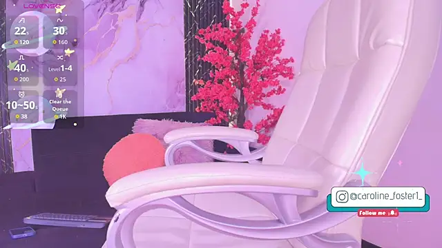 Caroline foster1 online show from December 3, 5:17 pm