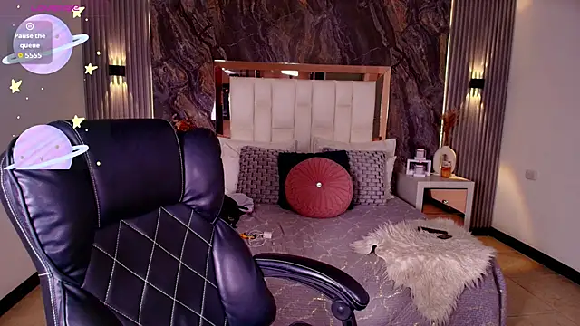 Caroline foster1 online show from January 14, 12:14 pm