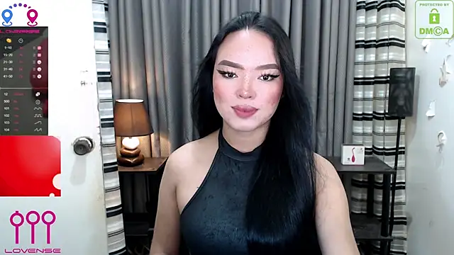 Fantacyloverr online show from July 30, 10:58 am