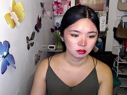 voganmarie online show from July 3, 3:23 am