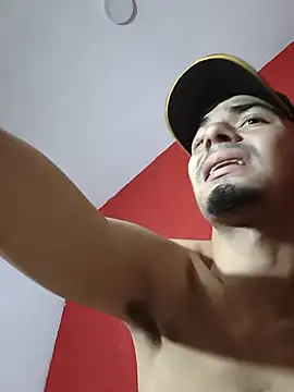 GranpollaHot online show from December 4, 8:19 am