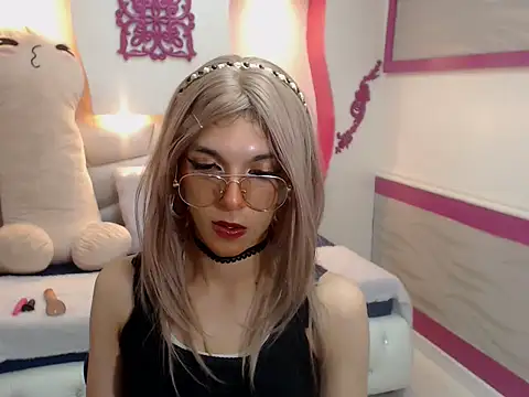 Lis Pearson online show from January 10, 7:20 pm