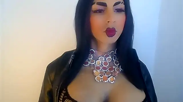 STEFANI MILLER online show from May 1, 1:48 pm