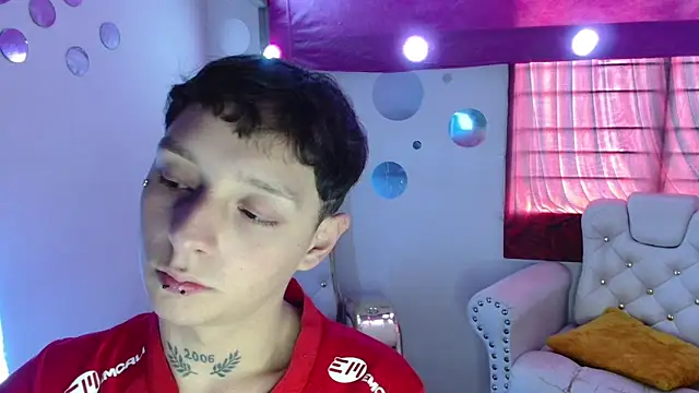 David and Jonas online show from March 17, 7:05 pm