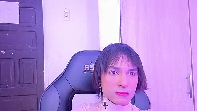 tiffanyy 777 online show from July 30, 4:33 am