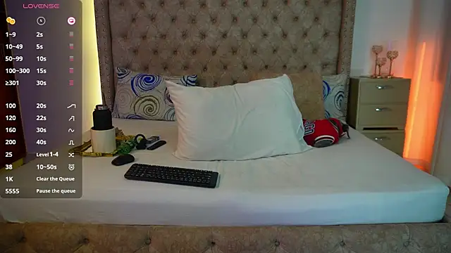 xkassandraxx online show from July 7, 6:27 am