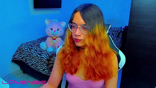 lillykittyyy online show from April 30, 3:34 am