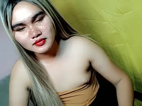 TASTE LIKECANDY online show from February 18, 2:14 pm