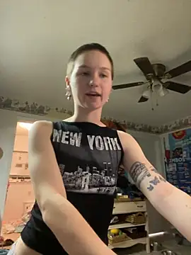 SugarNCinnamon online show from February 26, 1:32 am