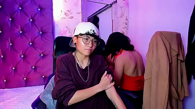 velvet mystic online show from June 3, 4:36 am
