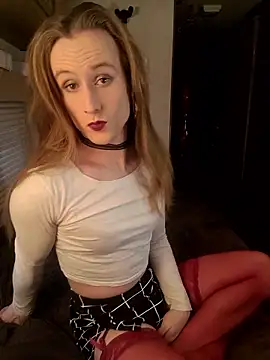 ThaTgirlAlli online show from January 17, 9:00 pm