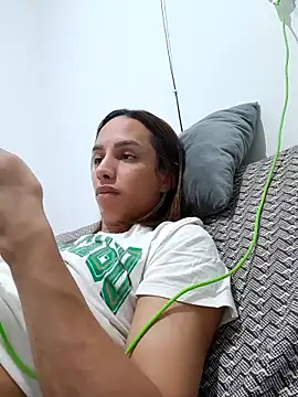 ofjuliaa online show from February 23, 1:52 am