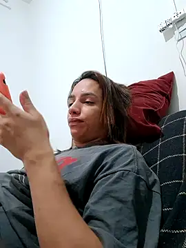 ofjuliaa online show from March 14, 7:12 am