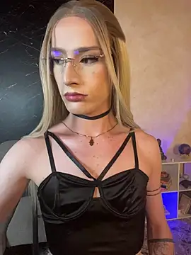 Alana Stone online show from August 1, 8:53 pm