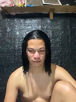 HugeAgatha online show from February 27, 2:23 pm