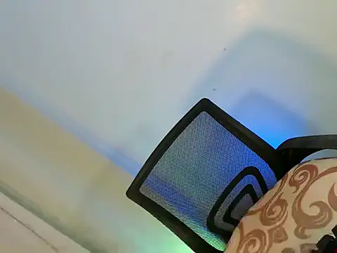 touch my body1 online show from February 7, 12:49 am