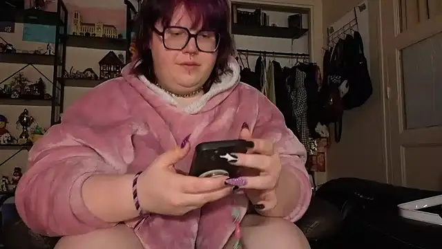 ProfaneHekate online show from March 17, 11:28 pm