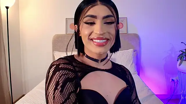 KarolPortellaa online show from August 6, 1:34 am