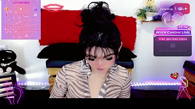 NathalialLooes online show from March 19, 6:13 am