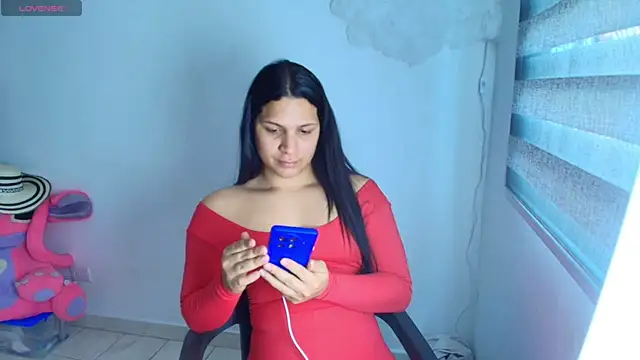 alys love online show from July 25, 6:06 pm