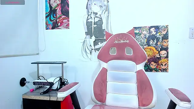 Carolina-Lenon online show from March 16, 7:50 pm