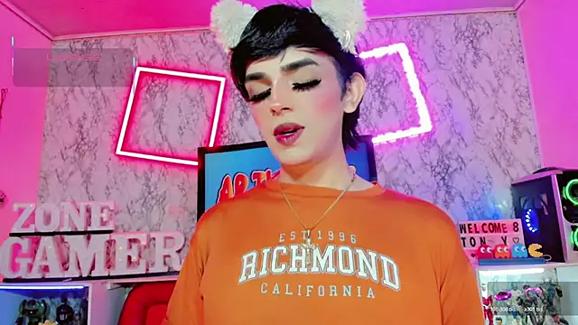 Maddye Fox online show from July 30, 3:27 am