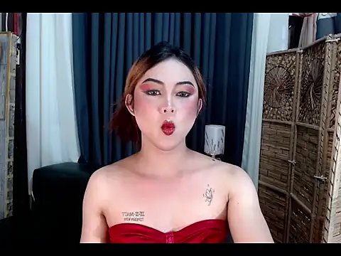 Murphy Bitchess online show from March 18, 6:24 am