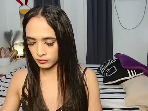 Gwenstacy30 online show from March 15, 1:25 pm