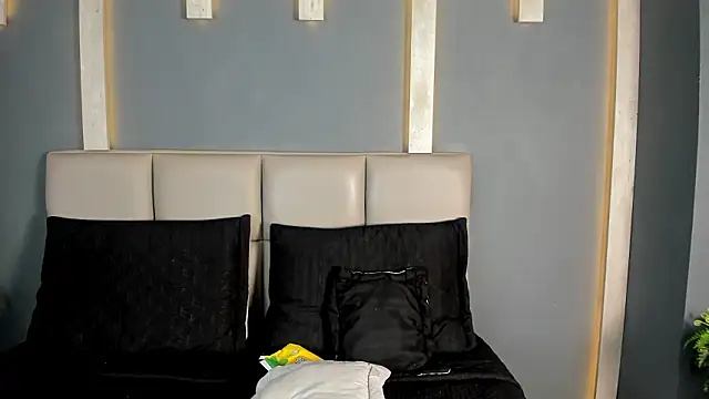 TSExoticFuck online show from March 11, 7:51 pm