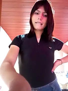 lucyscay  online show from May 4, 10:15 pm
