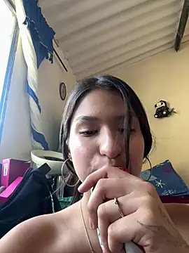 AgathaSanderhs  online show from March 16, 9:51 pm