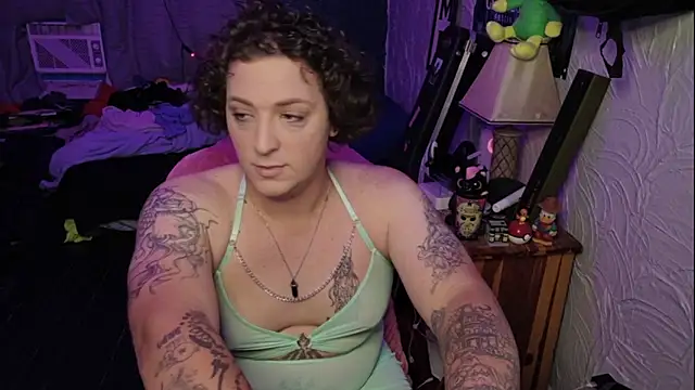 Abagail soft online show from April 27, 2:32 am