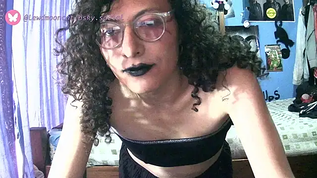 lewd mooncat online show from March 25, 9:08 pm