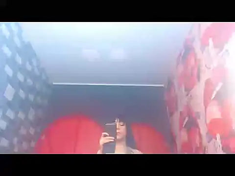 charlottxjuless online show from March 20, 1:45 pm