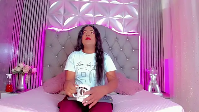 Valentina-Nova- online show from April 27, 4:11 am