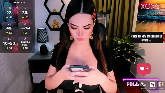 HugeSurpriseLianeTs online show from May 6, 6:14 pm
