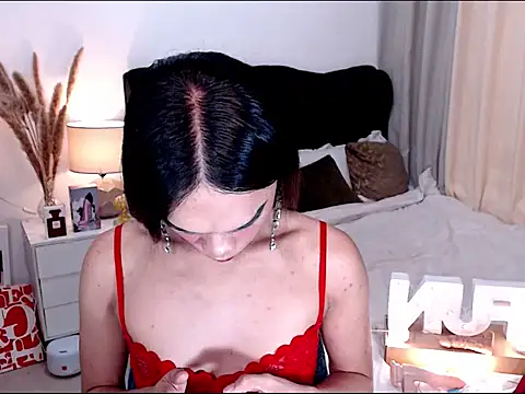 YzaHellsex online show from March 14, 6:00 pm