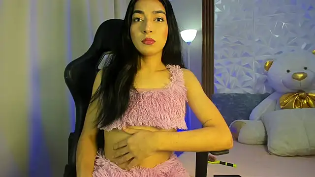 Mia alejaa  online show from March 20, 12:28 pm