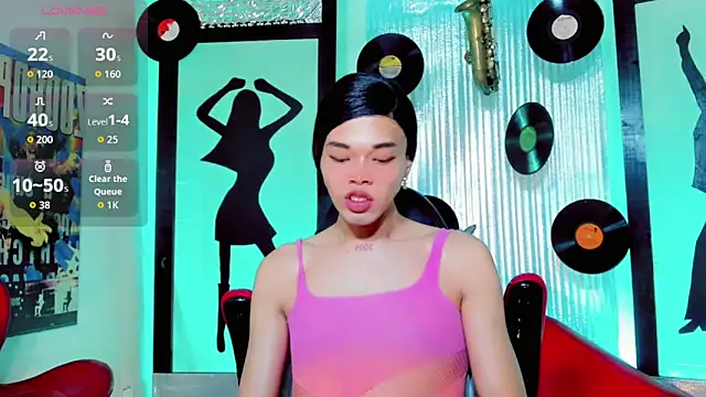 madison mujica  online show from February 25, 11:59 am