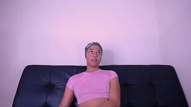lovee megan online show from June 3, 2:18 pm