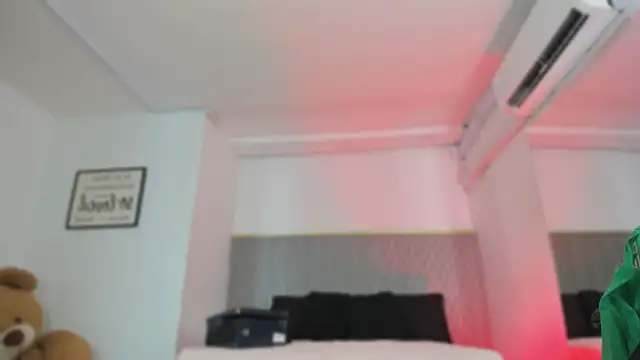 ashvalentine  online show from July 17, 7:42 pm
