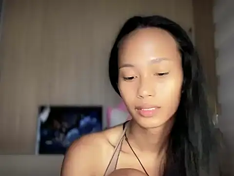 Sunkissed seductress online show from April 26, 8:07 pm