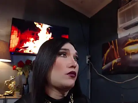 QueenStellaMisstres online show from March 10, 5:27 pm